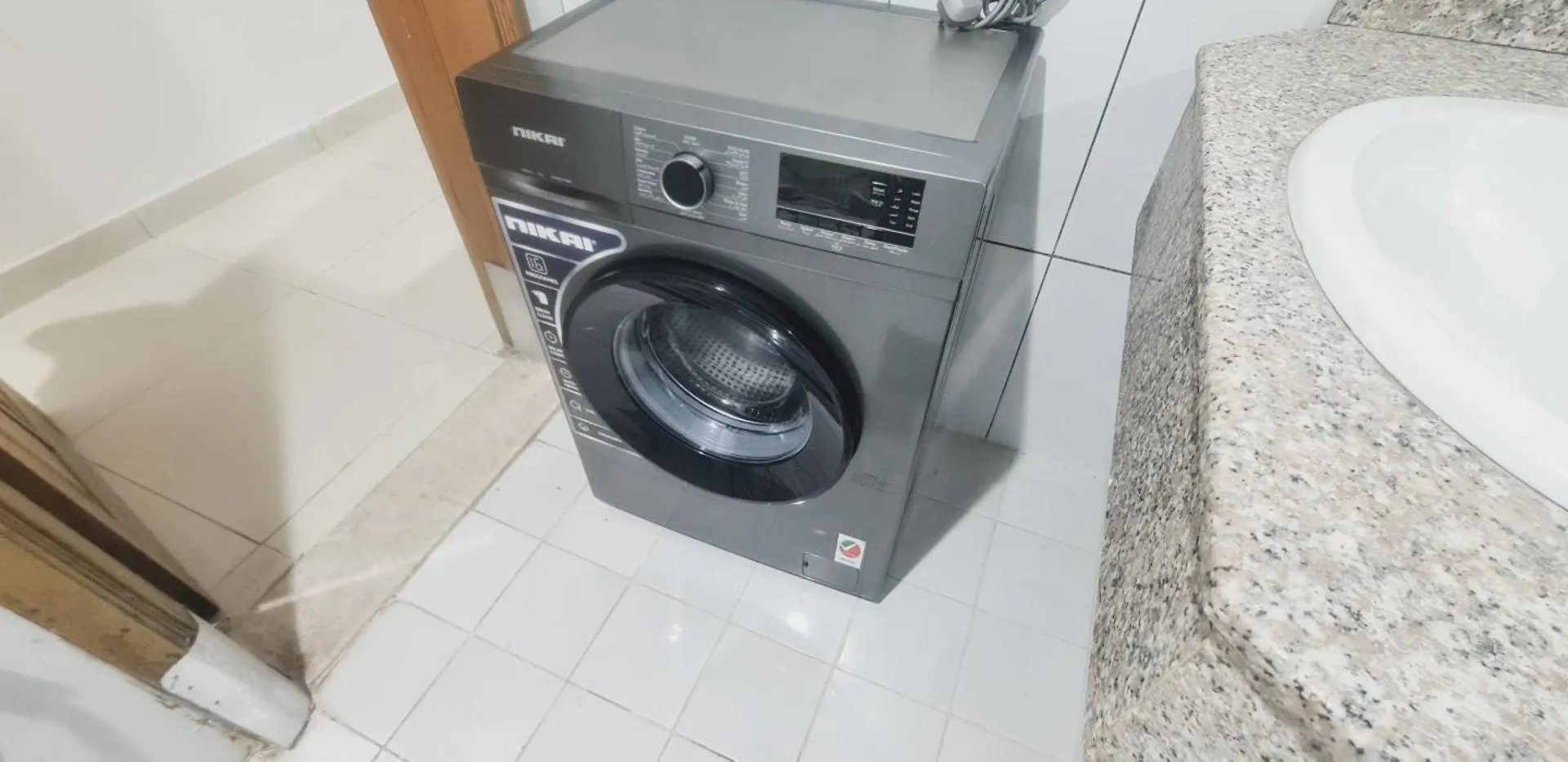 La Gold Hostel Capsule Men'S Dubai